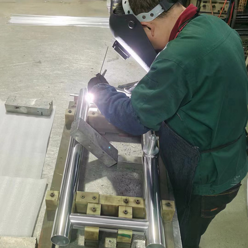 ガスメタルアーク溶接 (GMAW)